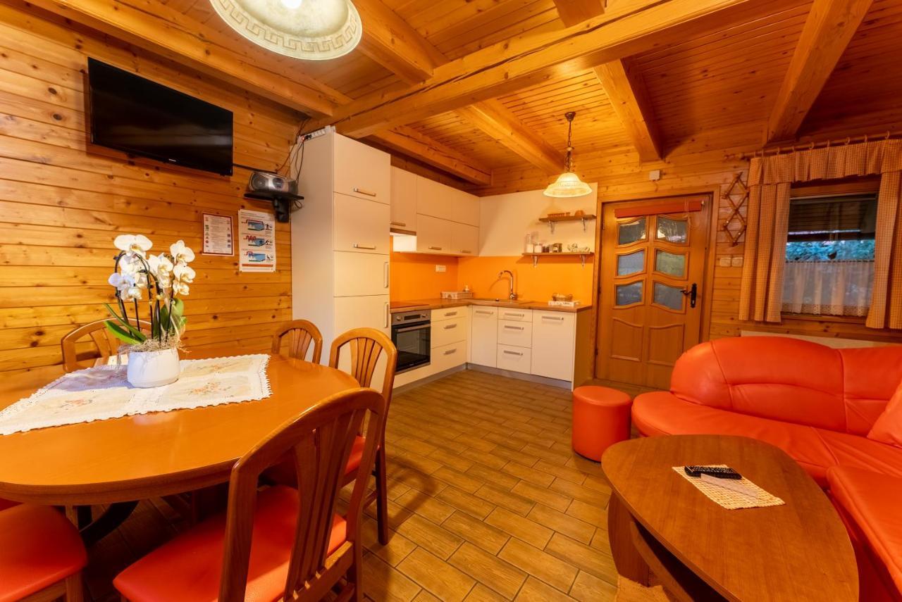 Korosec Apartments And Wellness Centre Мозирє Екстер'єр фото