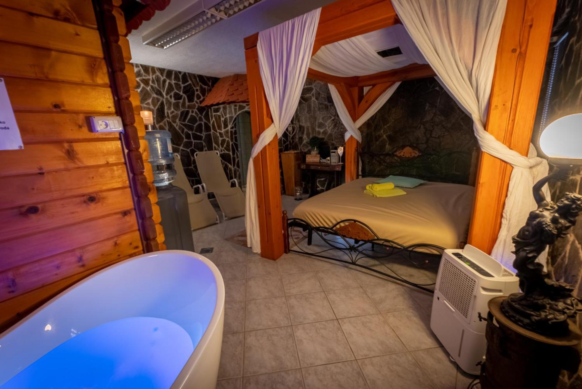 Korosec Apartments And Wellness Centre Мозирє Екстер'єр фото
